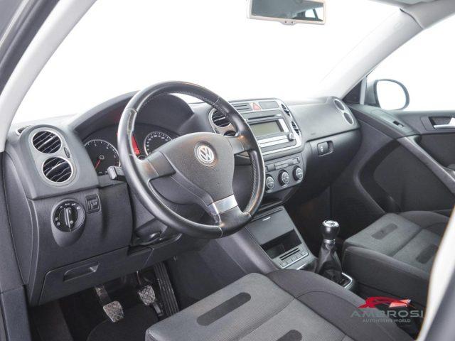 VOLKSWAGEN Tiguan 2.0 TDI DPF 4MOTION Sport & Style