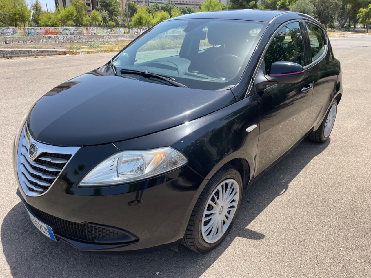 Lancia Ypsilon 1.2 69 CV 5 porte GPL Ecochic Elefantino