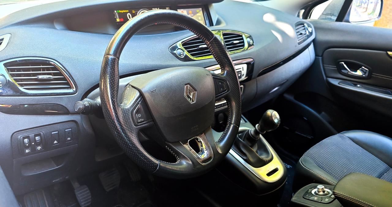 Renault Scénic 1.5 dCi 110CV S&S Bose