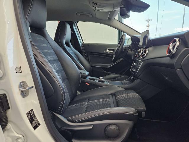 Mercedes-Benz GLA 220 GLA-X156 2017 d Sport 4matic 170cv auto