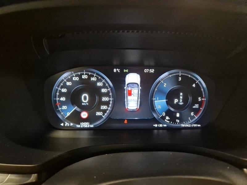 VOLVO V60 B4 D autom. Momentum Business WAGON