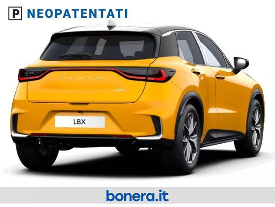 Lexus LBX 1.5 Hybrid Emotion 2WD