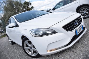 Volvo V40 GANCIO D2 1.6 115CV Business Edition NAVI CRUISE SENSORI BT OK NEOPATENTATI
