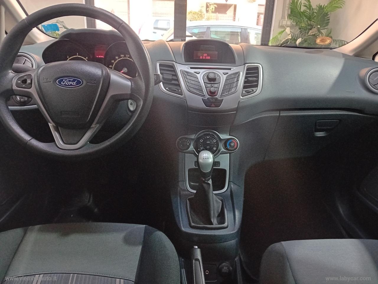 FORD Fiesta 1.6 TDCi 90 CV 5p. Titanium