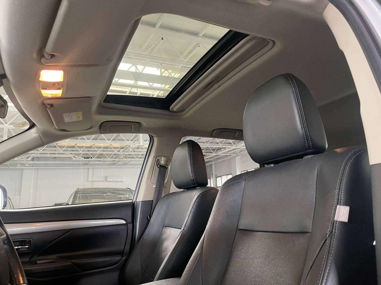 Mitsubishi Outlander plug in 2.0 204CV 4wd