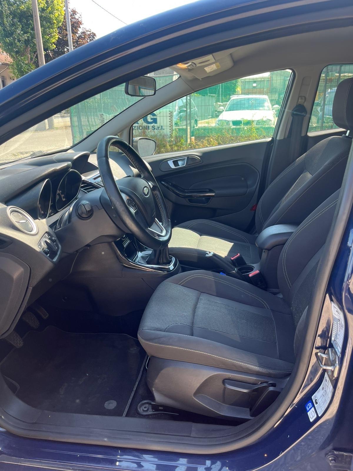 Ford Fiesta 1.0 EcoBoost 80CV 5 porte Black & White Edition