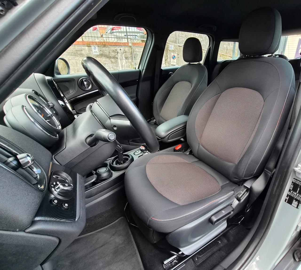 Mini Cooper D Countryman 2.0 Business Automatica