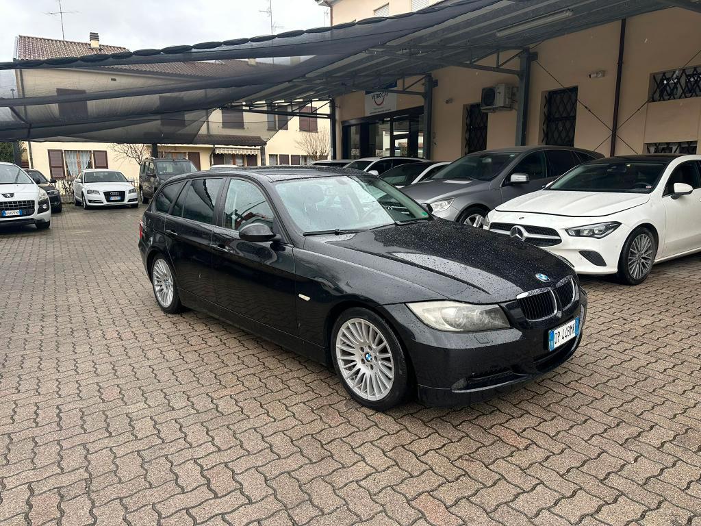 BMW 320 d Touring Futura 177cv