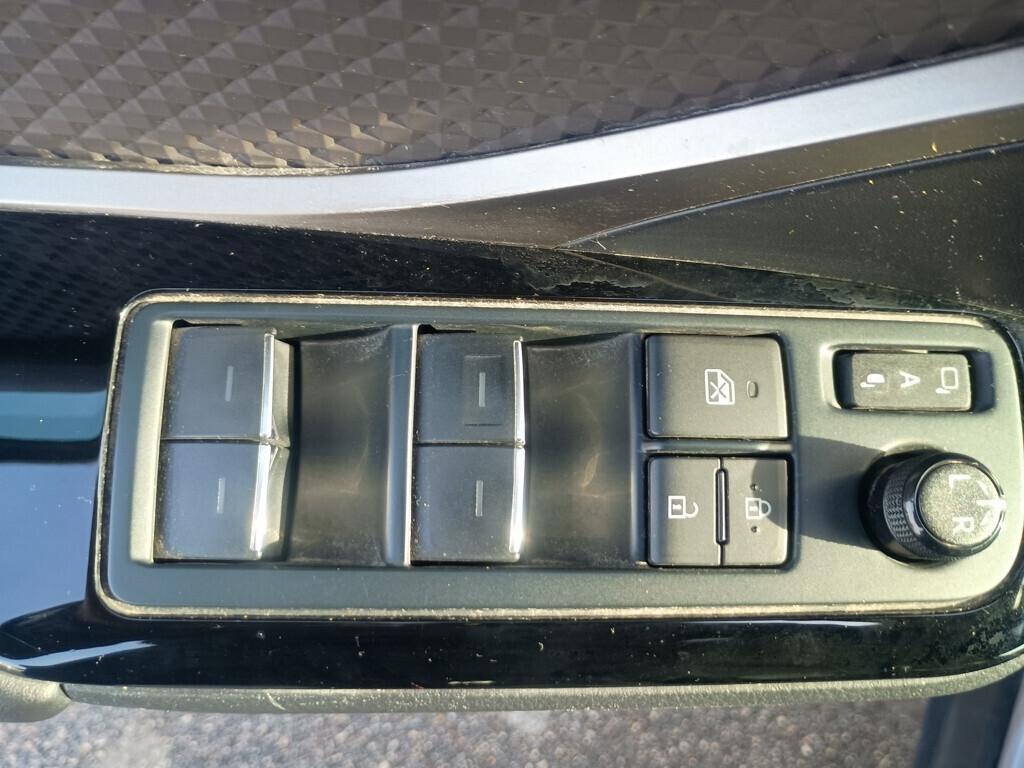 Toyota C-HR 1.8 Hybrid E-CVT Lounge