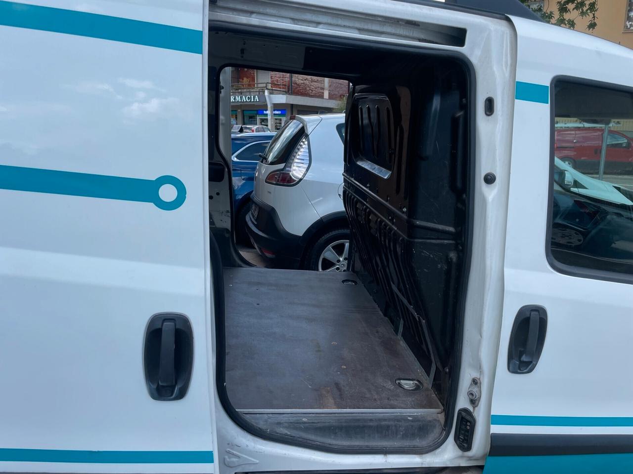 Fiat Doblò 1.6 MJT 105CV Cargo Maxi Lamierato