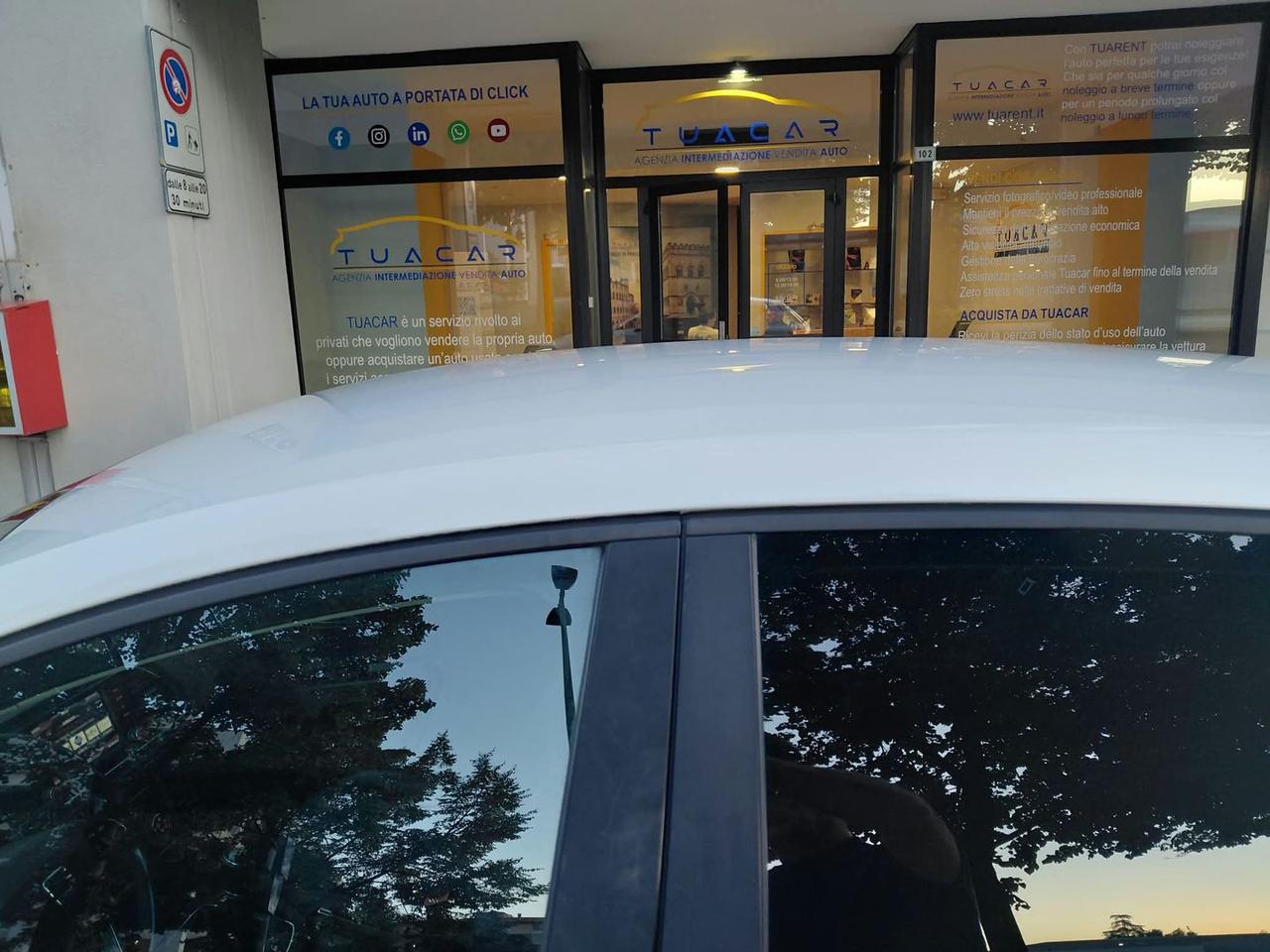 Seat Leon 1.6 tdi Connect CV 110 #50343