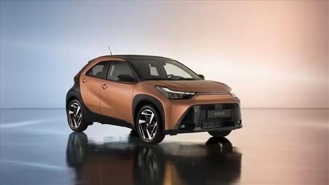 Toyota Aygo X Hybrid 115 e-CVT Sport utility vehicle 5-door (Euro 6E)