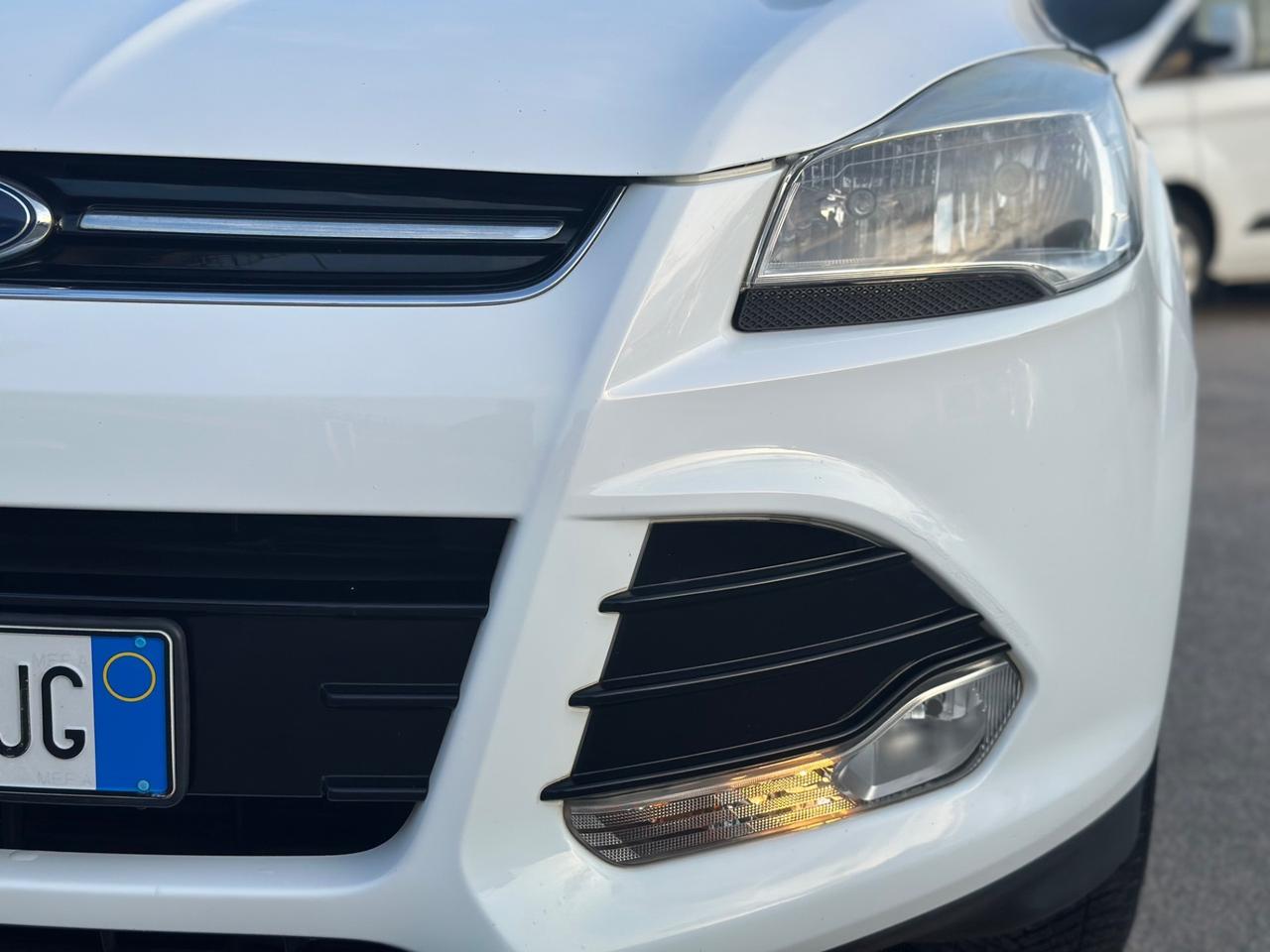 Ford Kuga 2015 2.0 TDCI 150 CV S&S 4WD Titanium