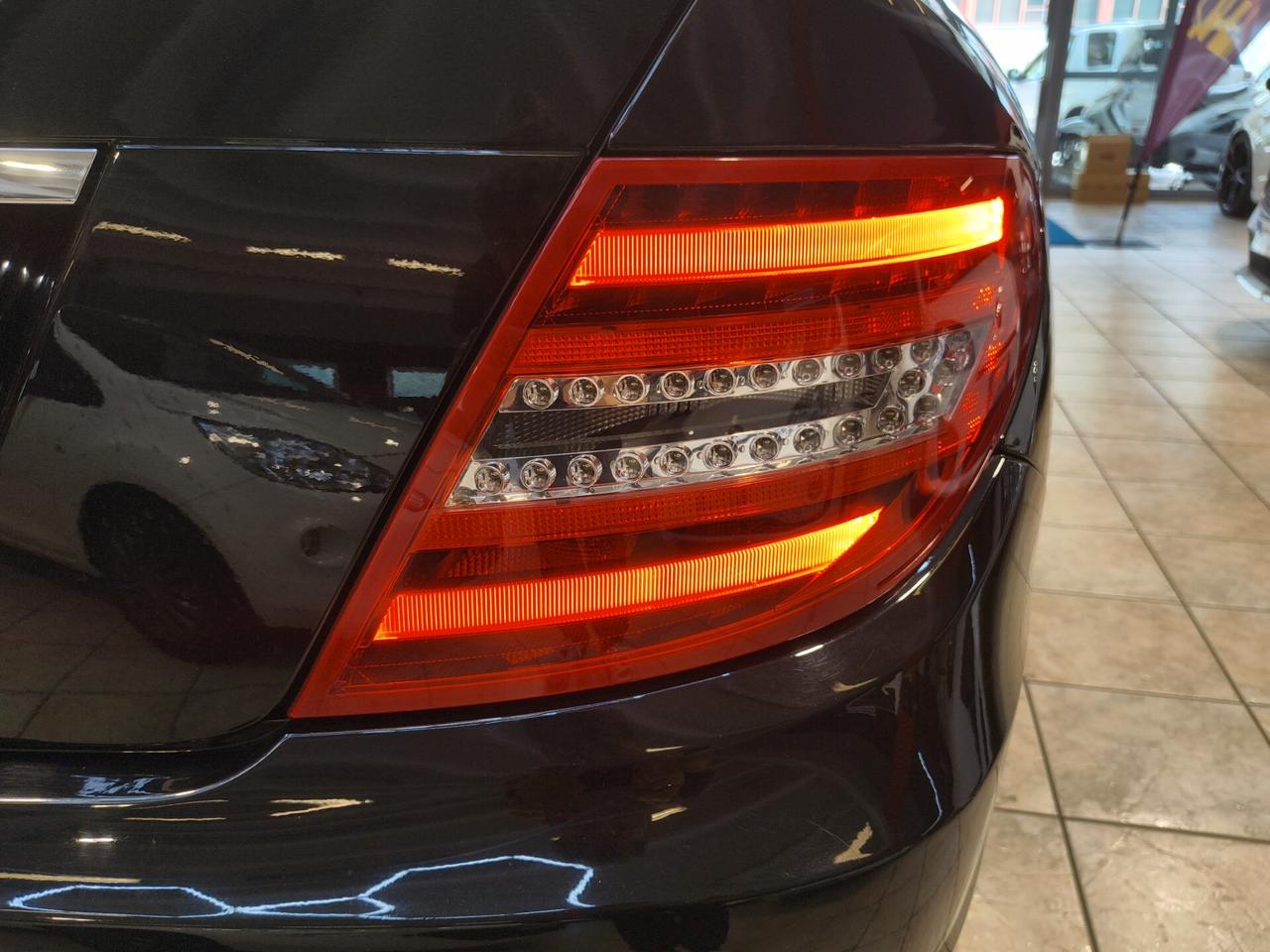 Mercedes-benz C 200 CDI Executive solo 110.000 km