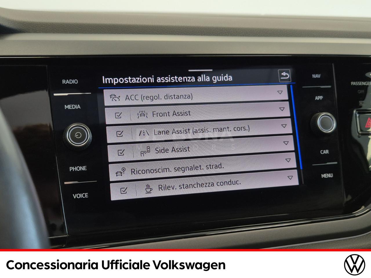 Volkswagen Taigo 1.0 tsi r-line 110cv