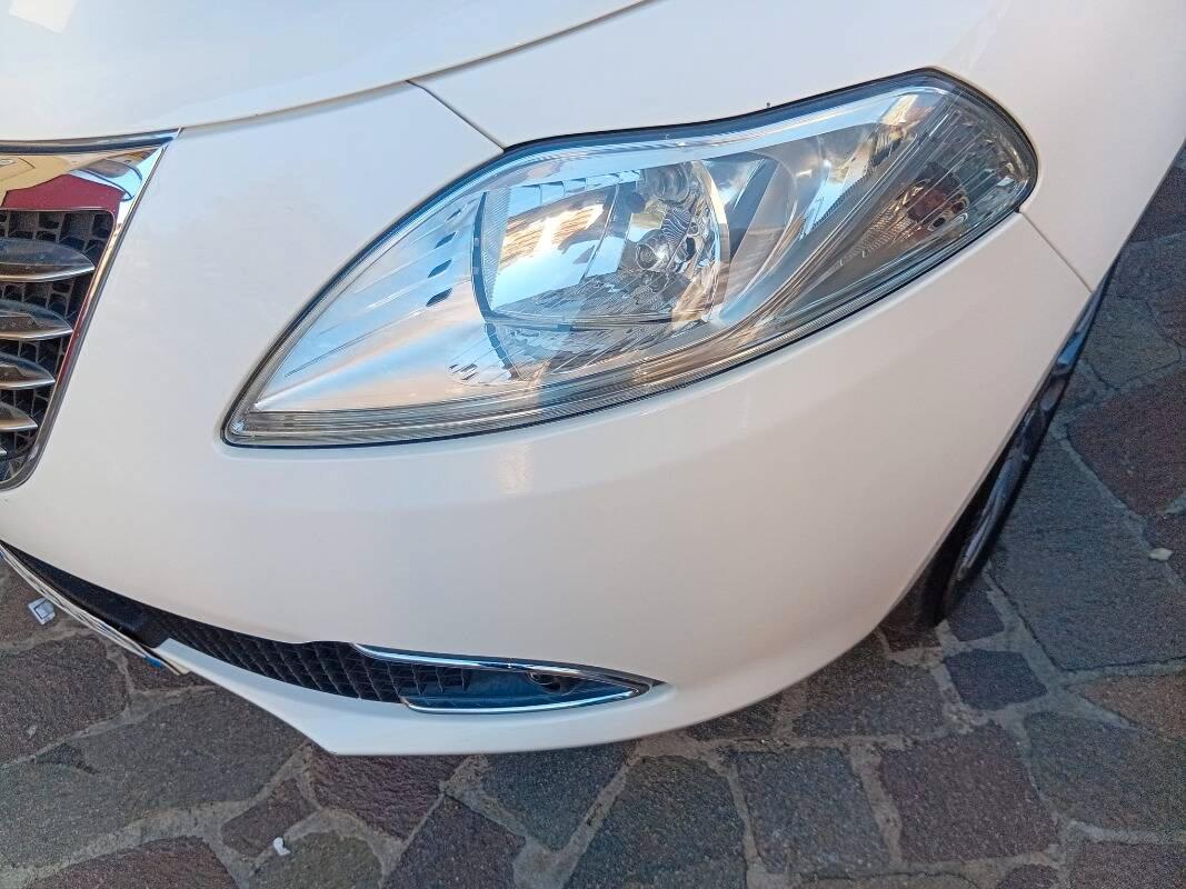 Lancia Ypsilon 1.3 mjt Silver s&s 95cv