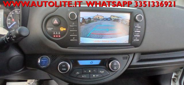 TOYOTA Yaris 1.5 Hybrid 5 porte Business