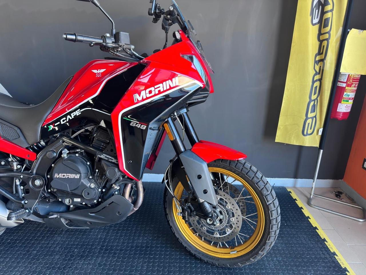 Moto Morini X-Cape 650