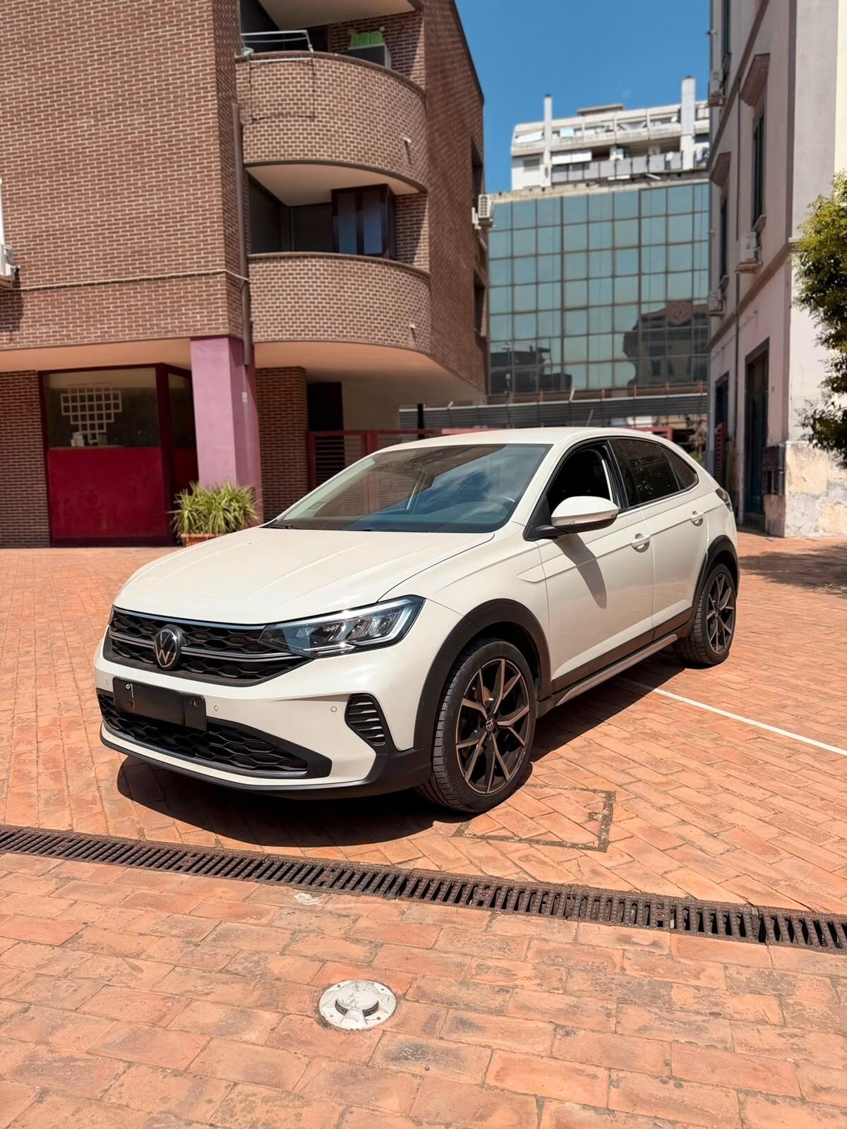 Volkswagen Taigo 1.0 TSI 110 CV DSG Life Cerchi in lega 17" e VETRI OSCURATI