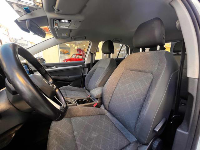 VOLKSWAGEN Golf 1.0 eTSI EVO DSG Life