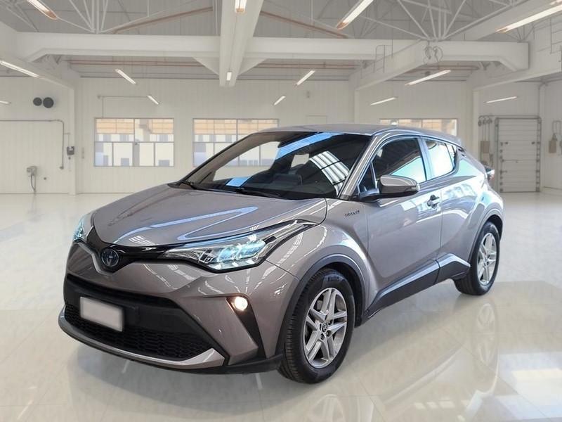 TOYOTA C-HR 1.8H 98CV E-CVT Business
