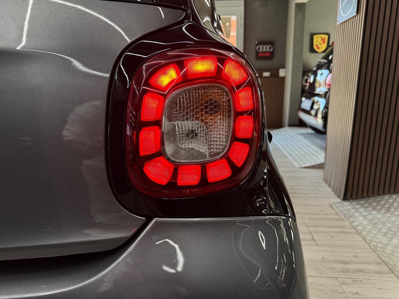 Smart ForFour 70 1.0 Passion Led Tetto