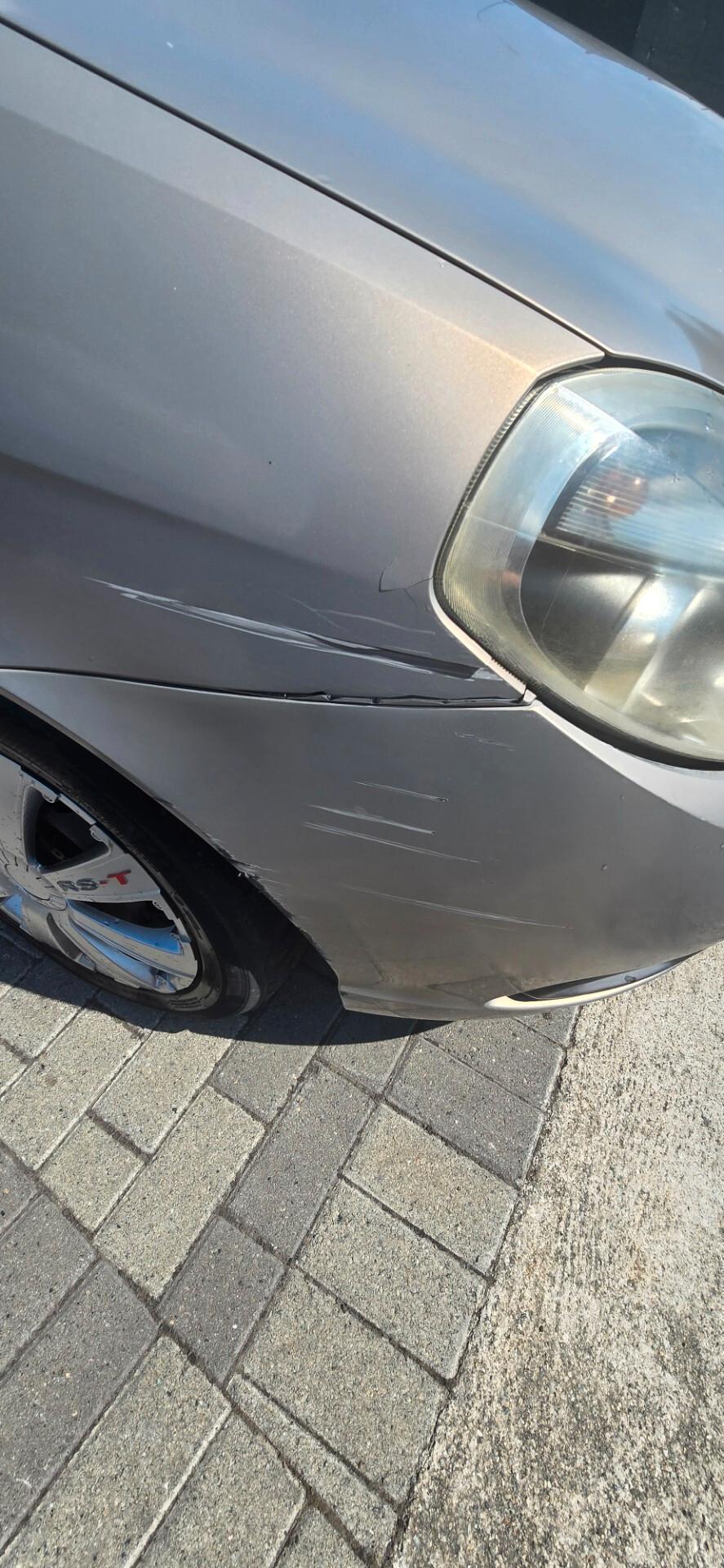 Lancia Ypsilon 1.3 MJT 75 CV Diva
