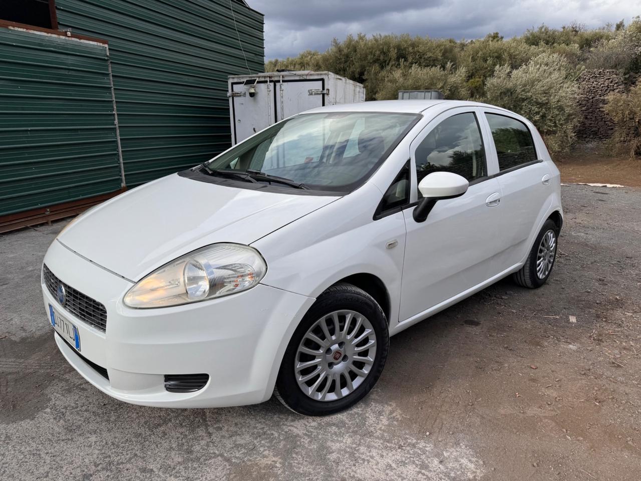 Fiat Grande Punto 1.3 MJT 75 CV 5 porte Dynamic