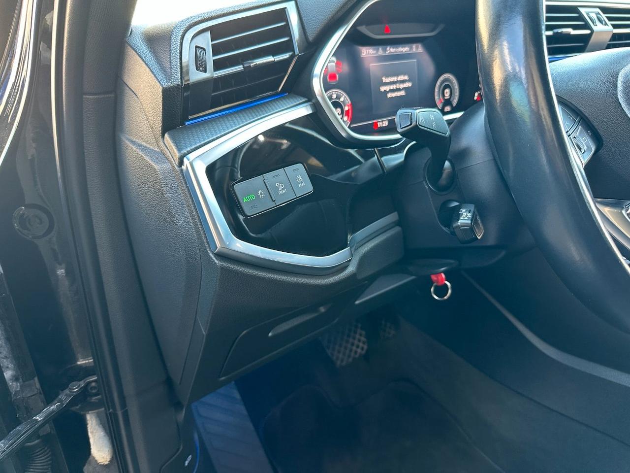 Audi Q3 Sportback 35 2.0 tdi S line edition s-tronic