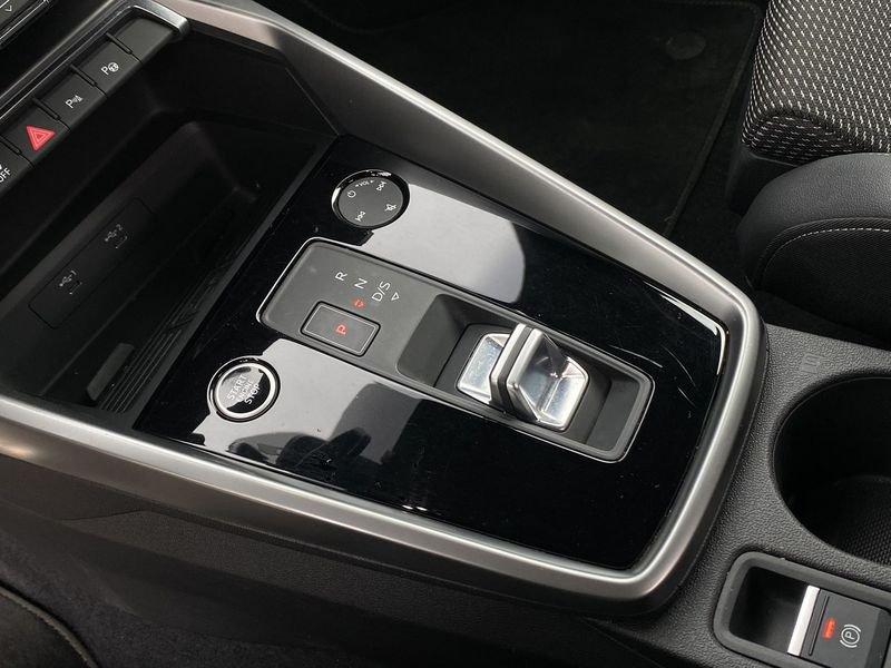 Audi A3 SPB S Line interno ed esterno 2.0 TDI 150CV s-tronic 35