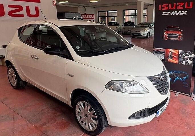 LANCIA YPSILON METANO Orig. LANCIA CV 85 Km 90.326 Per NEOPATENTATI garanzia 12 mesi