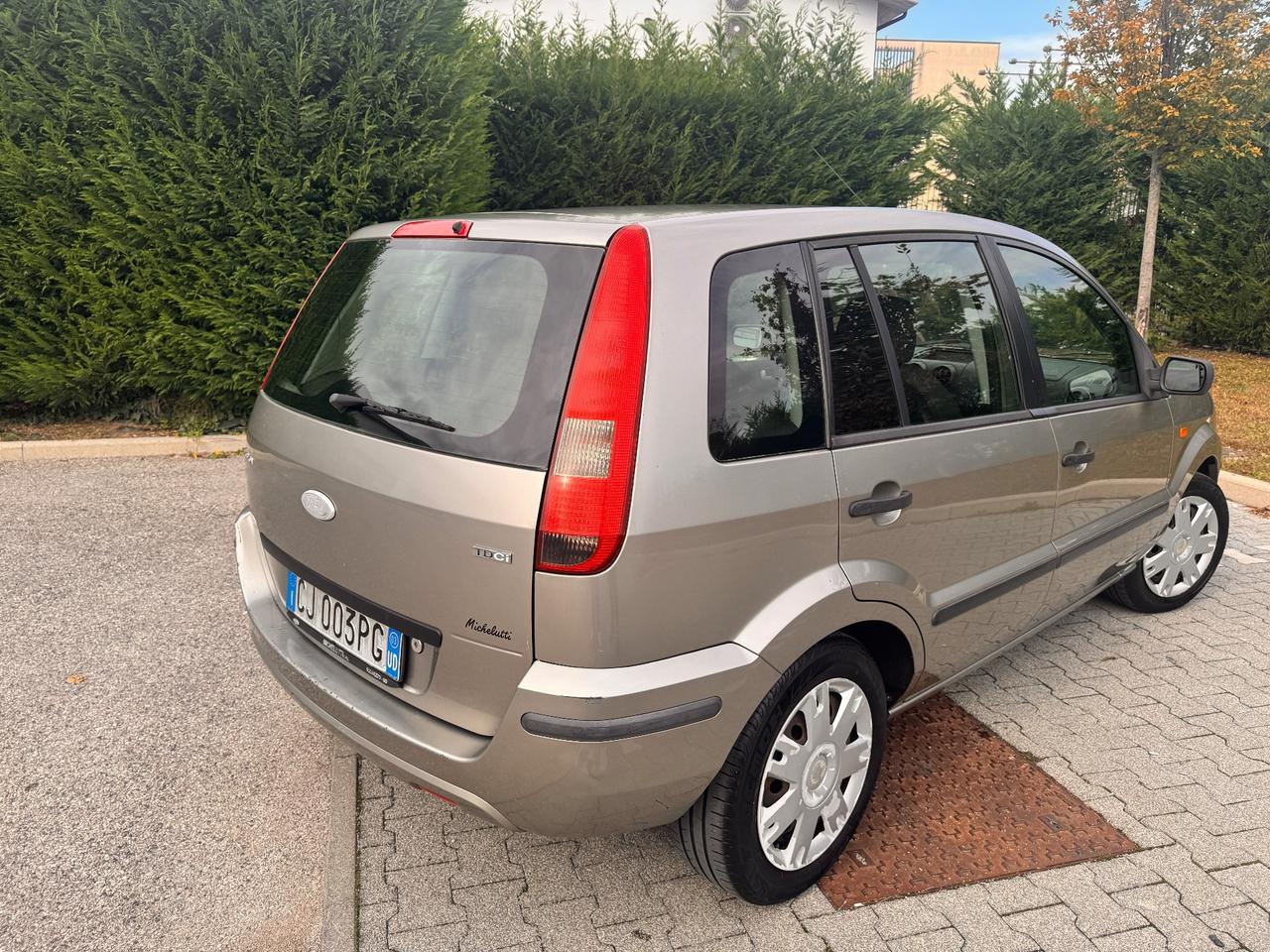 Ford Fusion 1.4 TDCi 5p. Collection