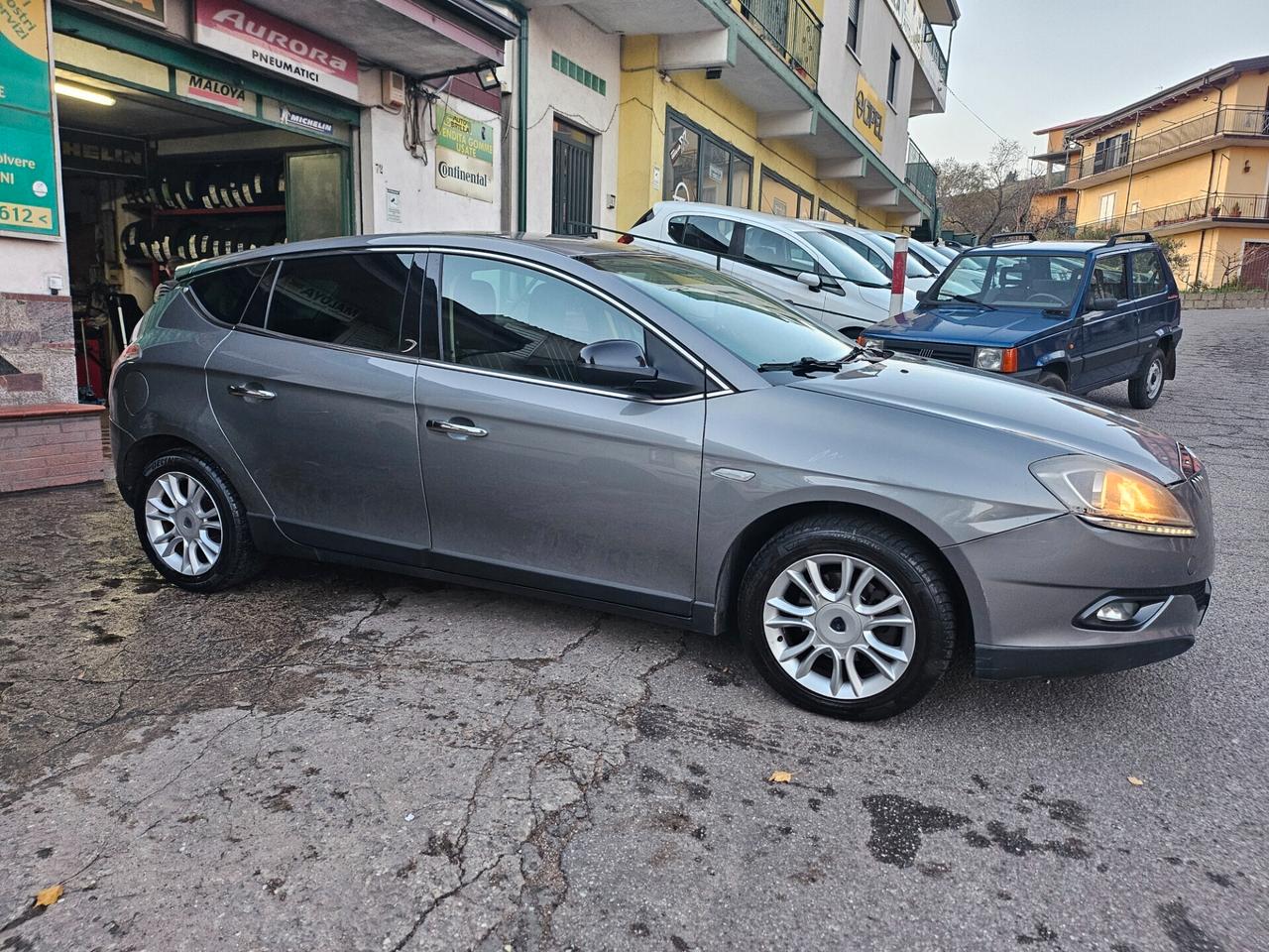 Lancia Delta 1.6 MJT DPF 169.000km 2009