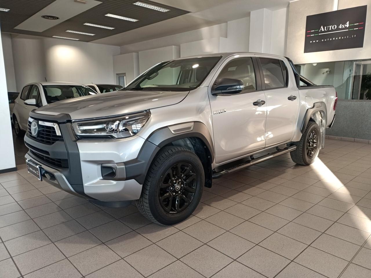 Toyota Hilux Hilux 2.8 d double cab Invincible 4wd auto*