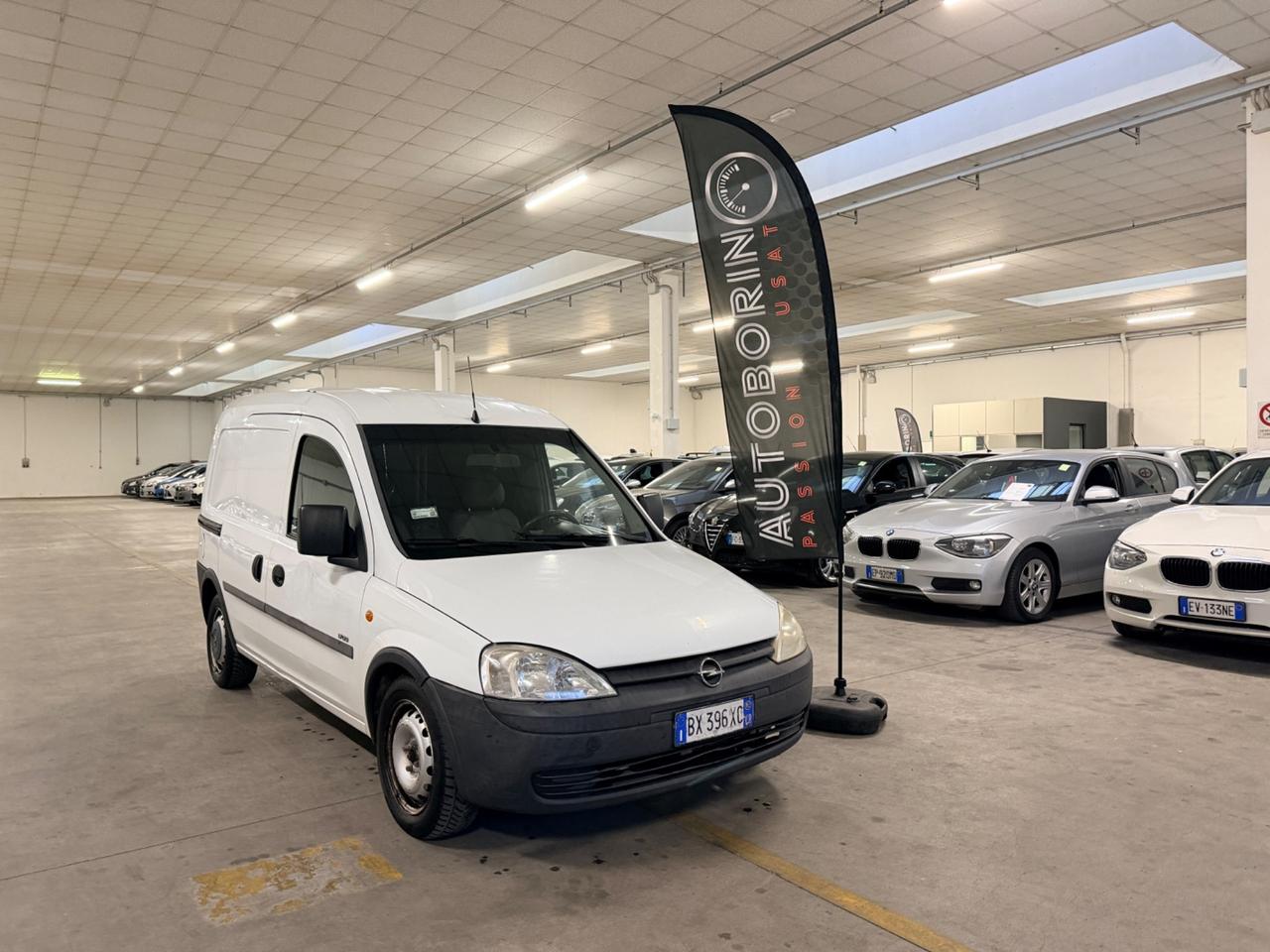 Opel Combo 1.7 DI 4p. Van Vetrato