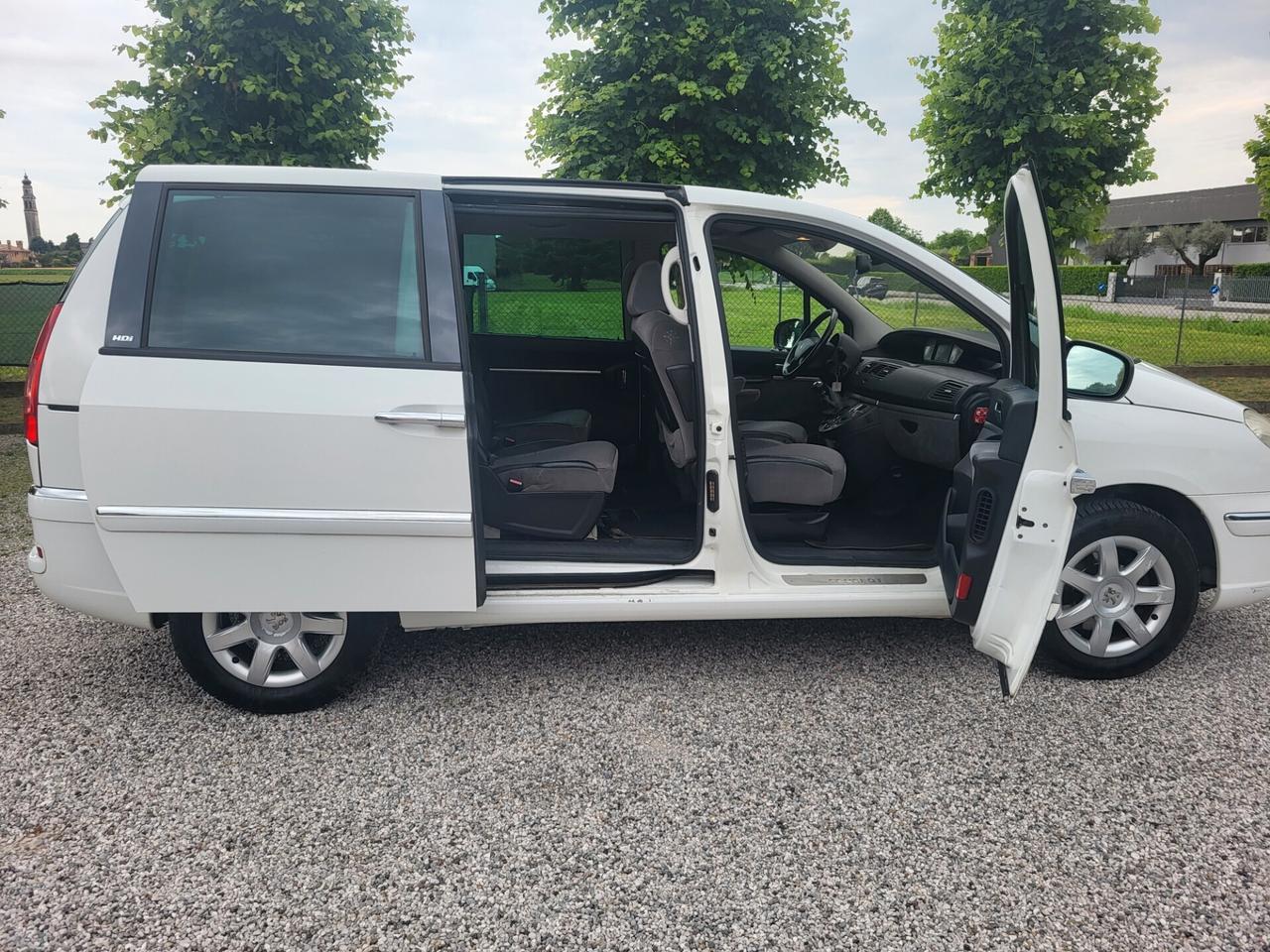 Peugeot 807 2.2 HDi 170CV
