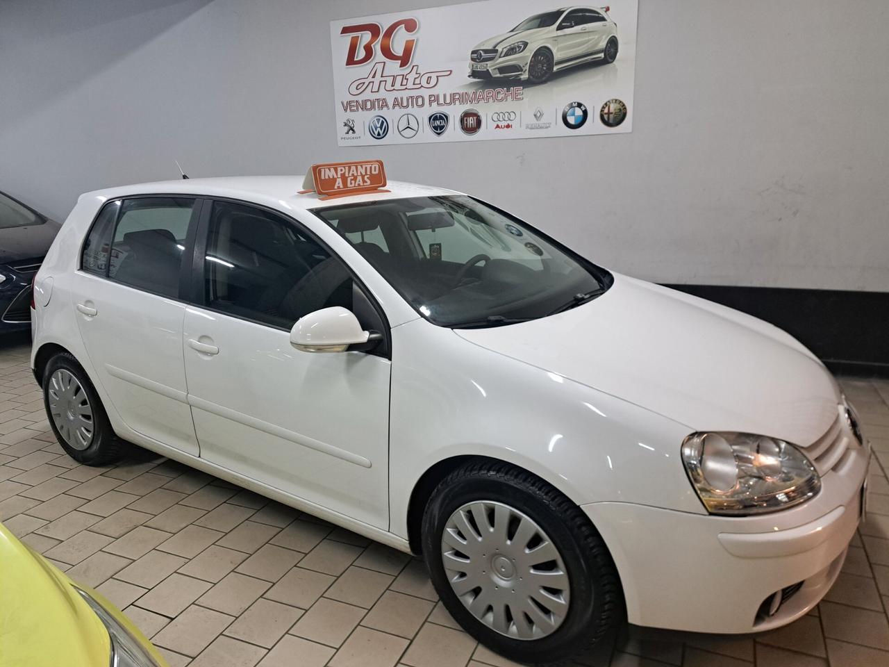 Volkswagen Golf 1.6 gpl unico prop 2008