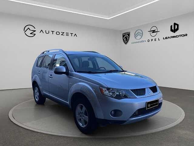 Mitsubishi Outlander 2.0 DI-D Intense DPF