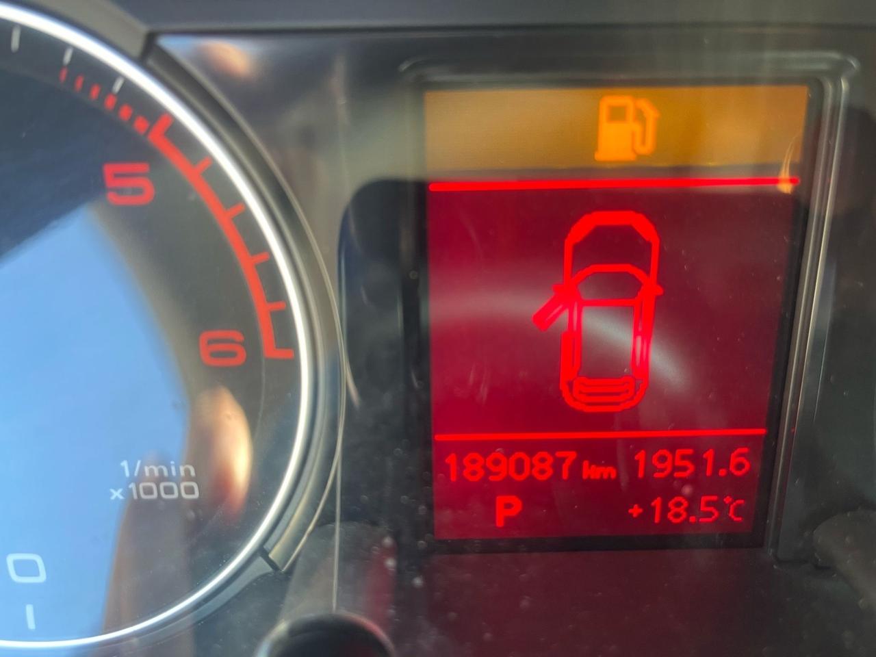 Audi Q5-2.0 tdi/170 cv-s.tronic-4X4-2012