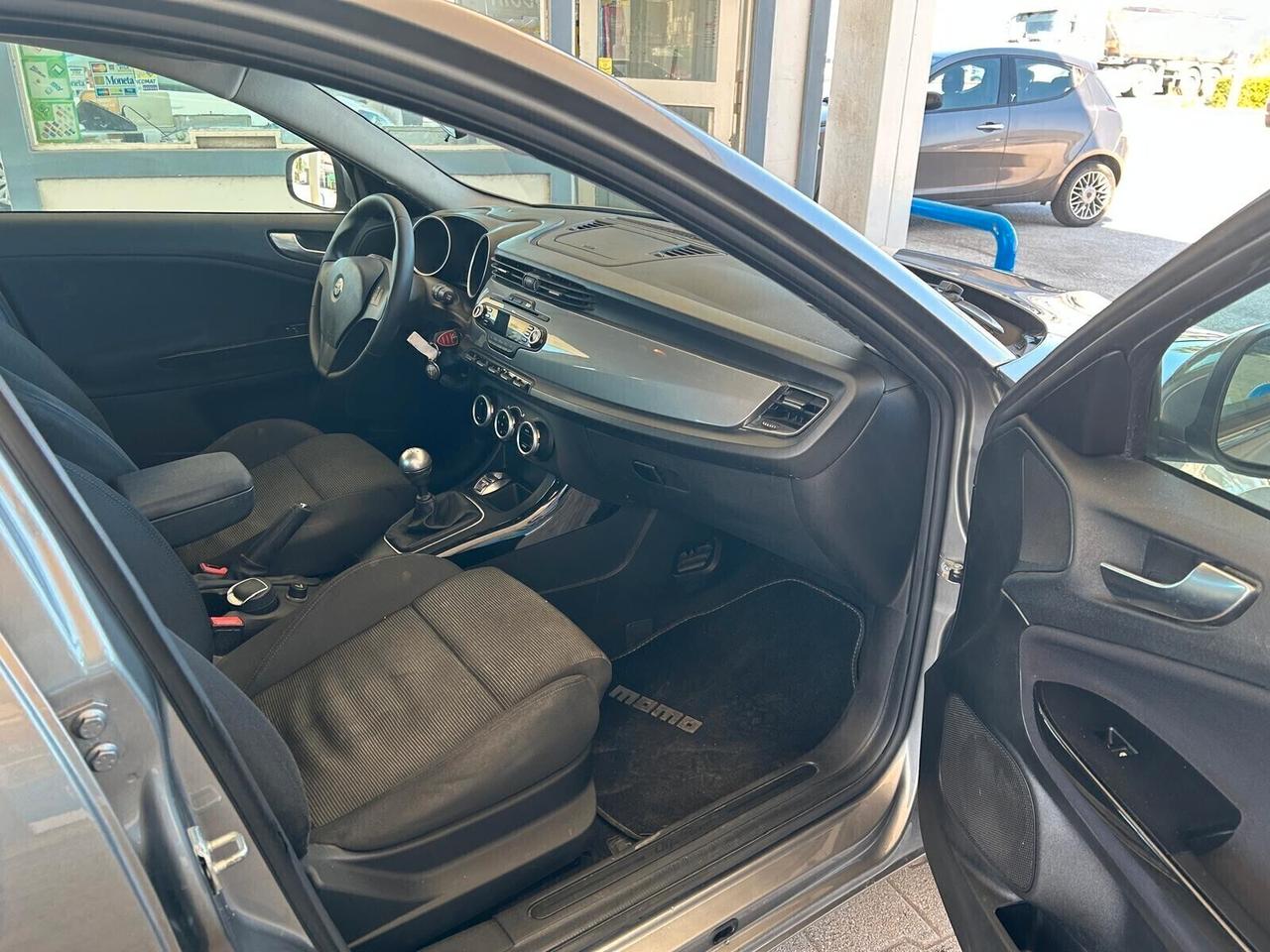 Alfa Romeo Giulietta 1.6 JTDm-2 105 CV Distinctive
