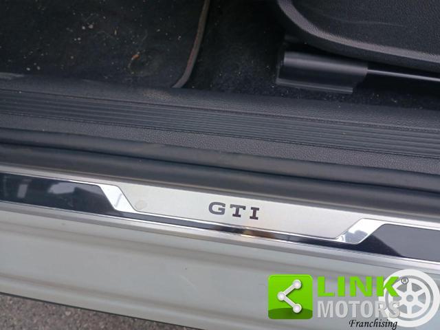 VOLKSWAGEN Polo 2.0 TSI DSG GTI