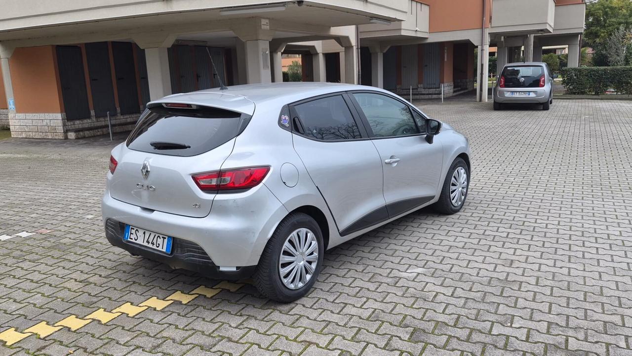 Renault Clio DCi 8V 75CV Start&Stop 5 porte Energy Zen