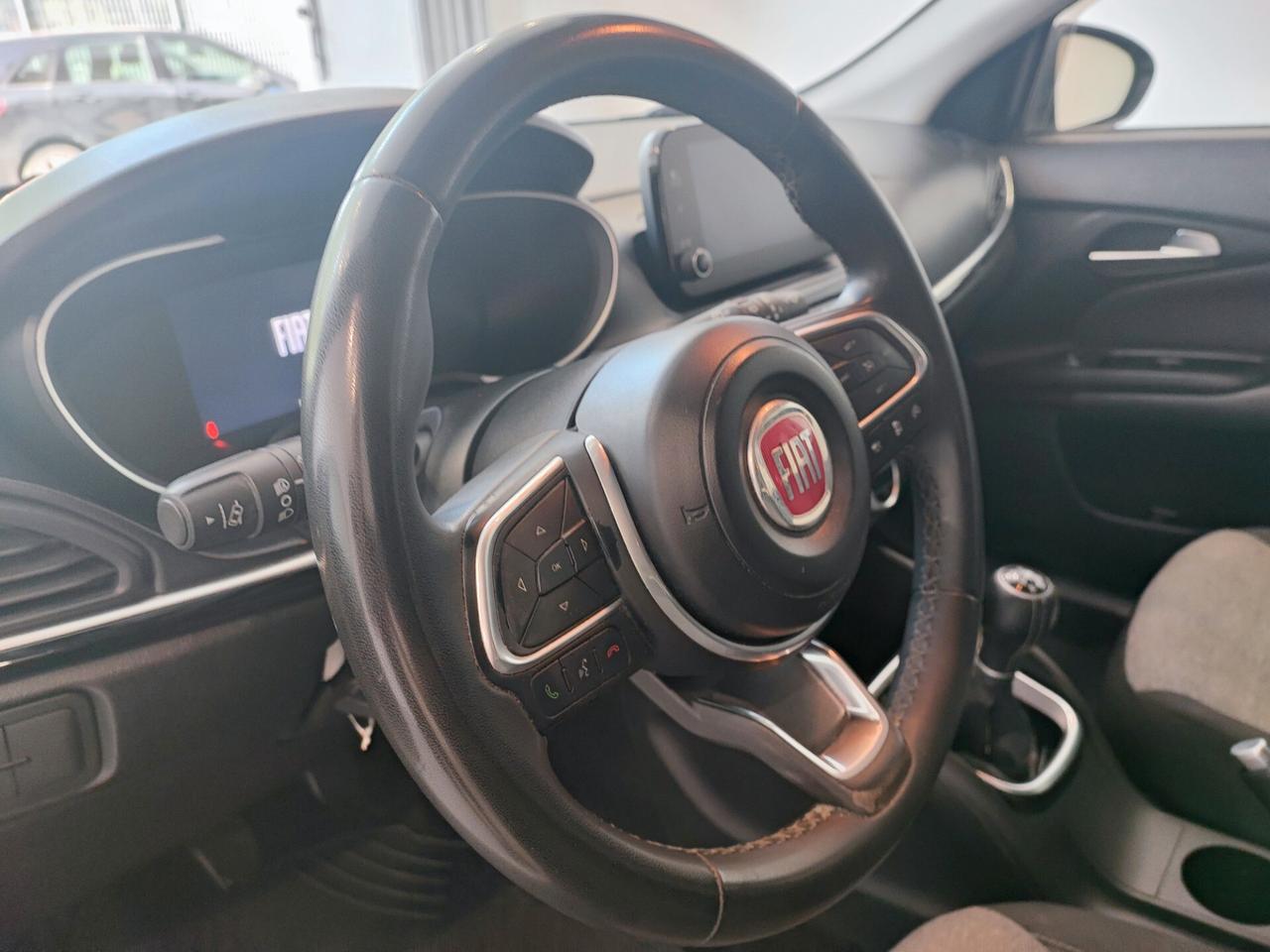 Fiat Tipo 1.3 Mjt S&S 5 porte CROSS
