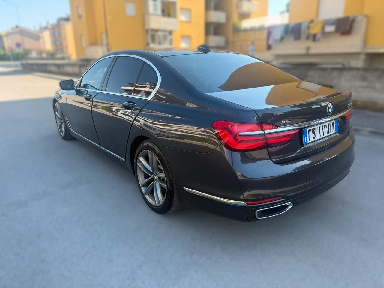 BMW 730 3.0 D 2017 12 MESI DI GARANZIA