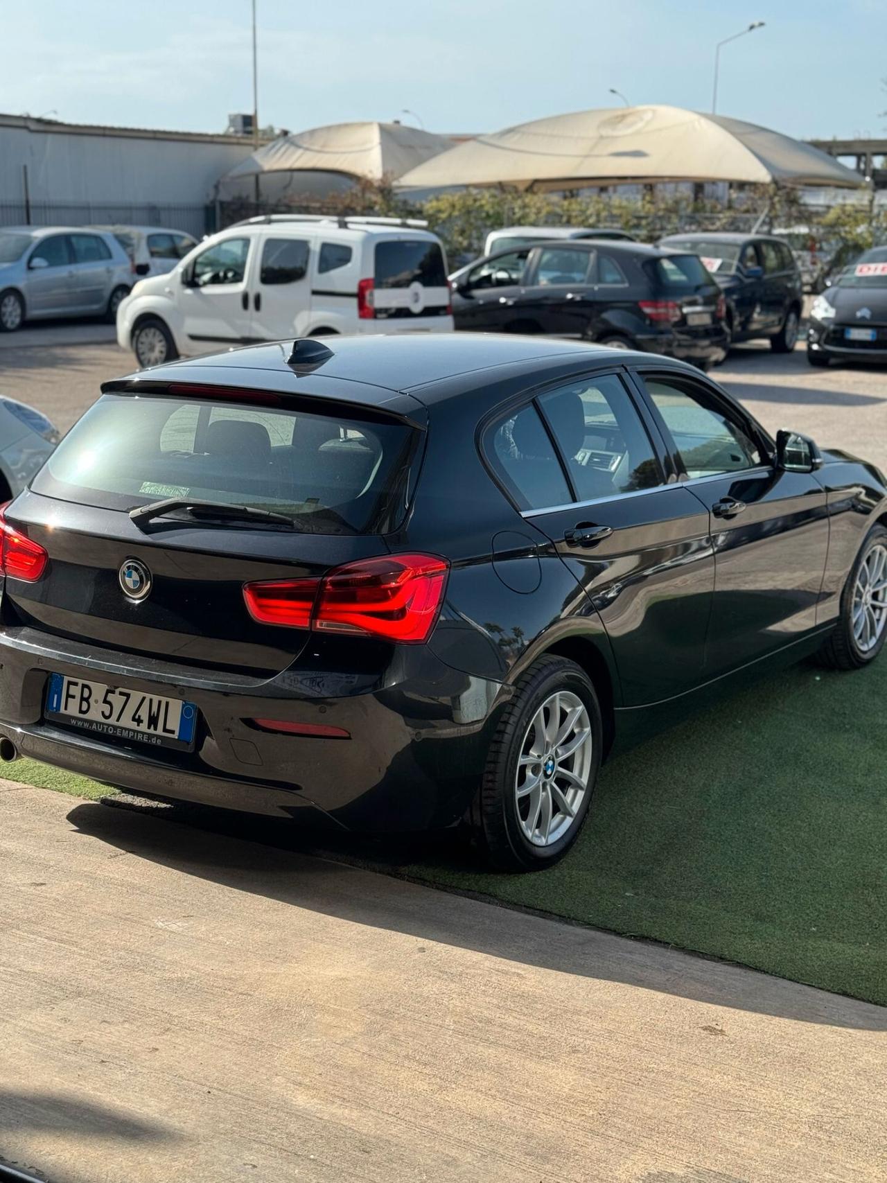 Bmw 116 116d 5p. Urban