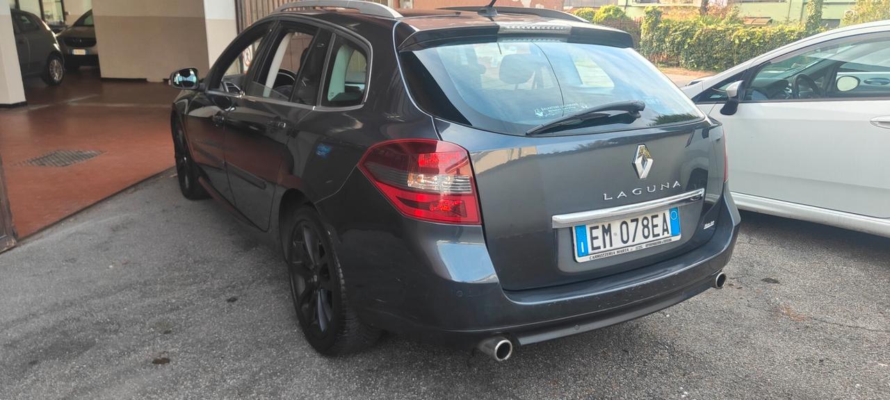 Renault Laguna 2.0 dCi 175CV SporTour Proactive 4Control ESM