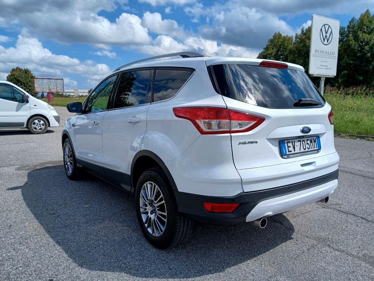 Ford Kuga 2.0 TDCI 140 CV 4WD Powershift
