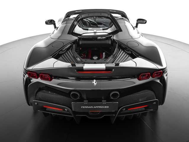 Ferrari SF90 Spider Assetto Fiorano