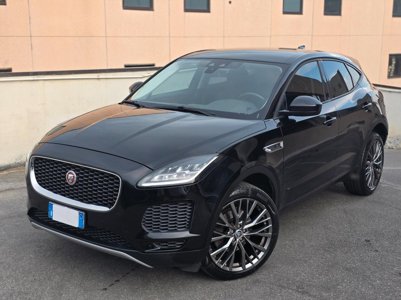 Jaguar E-Pace 2.0D 150 CV AWD aut. R-Dynamic HSE