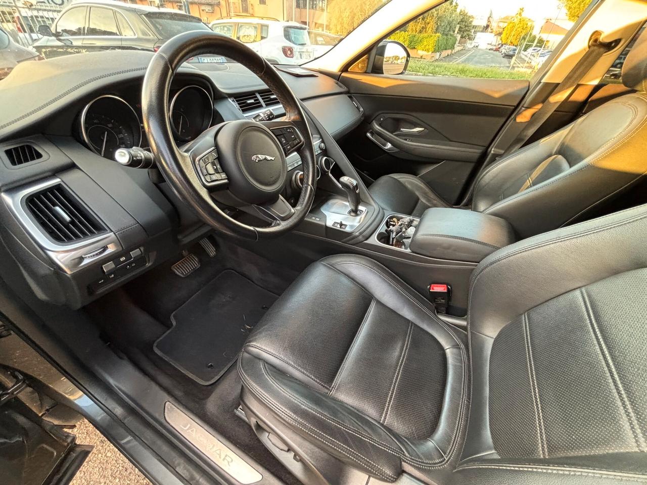 Jaguar E-Pace 2.0D 150 CV AWD aut. R-Dynamic S